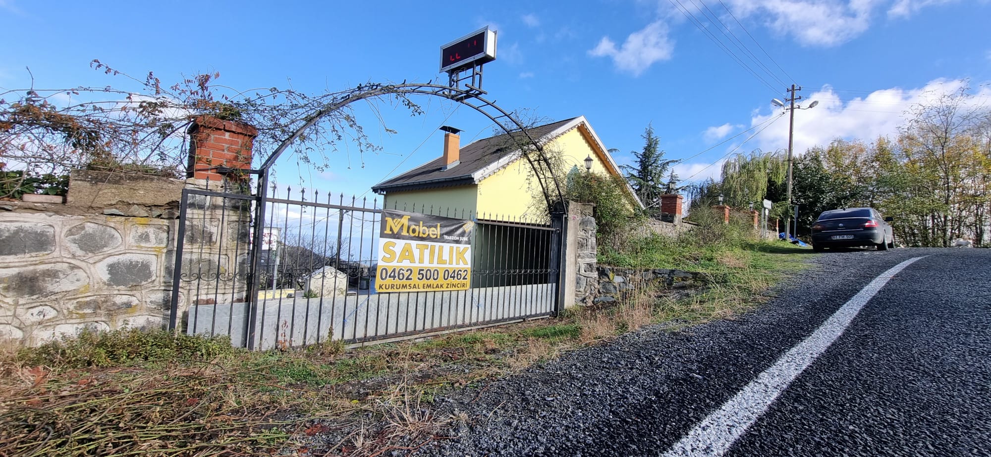 MABEL GAYRİMENKUL GÜRBULAK'TA SATILIK VİLLA + 2.400 M2 ARSA